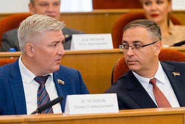 Закон обязал сообщать о склонении к коррупции